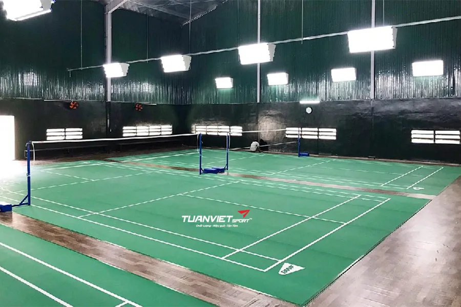 Quy trình thi công thảm sân cầu lông chuẩn thi đấu