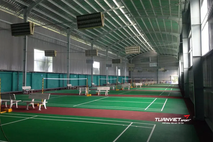 Quy trình thi công thảm sân cầu lông chuẩn thi đấu