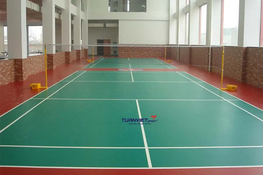 Thi C&ocirc;ng S&acirc;n Cầu L&ocirc;ng Đạt Chuẩn: Quy Tr&igrave;nh, Vật Liệu V&agrave; Chi Ph&iacute; Chi Tiết