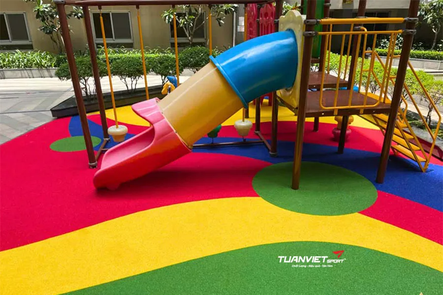 Kiểm tra nền cao su EPDM trước nghiệm thu như thế n&agrave;o để tr&aacute;nh lỗi thi c&ocirc;ng?