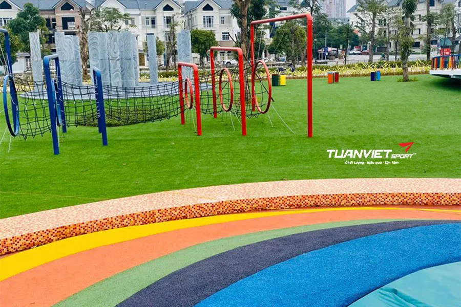 Thi c&ocirc;ng thảm cao su EPDM cho s&acirc;n chơi trẻ em an to&agrave;n