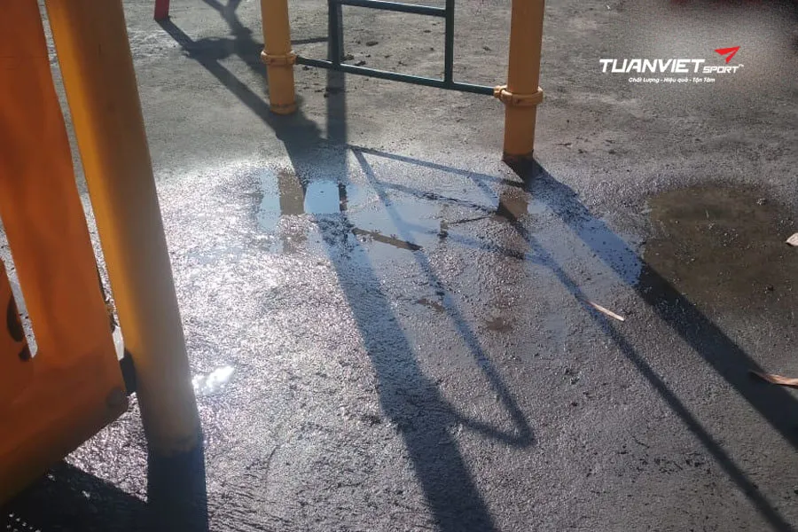 Thi c&ocirc;ng thảm cao su EPDM cho s&acirc;n chơi trẻ em an to&agrave;n