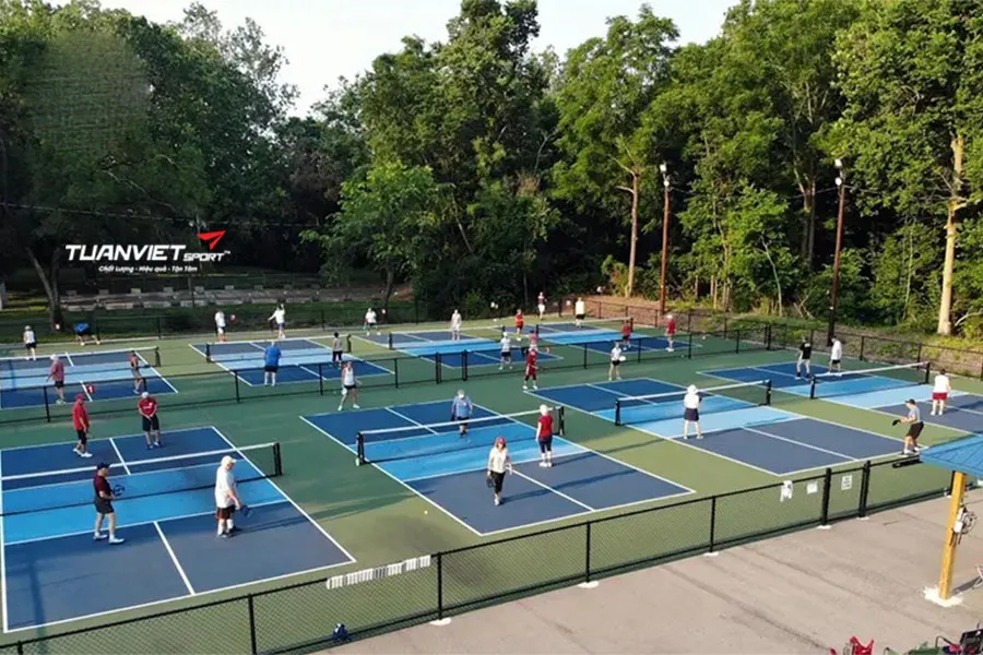Thi công hệ thống thoát nước cho sân pickleball đúng kỹ thuật và chi phí thực tế