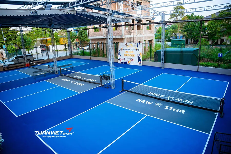 Thiết kế mái che sân Pickleball chuẩn kỹ thuật và tối ưu chi phí