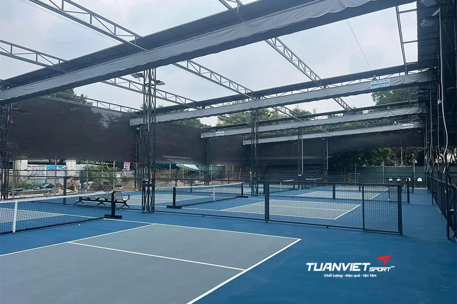 Thiết kế mái che sân Pickleball chuẩn kỹ thuật và tối ưu chi phí