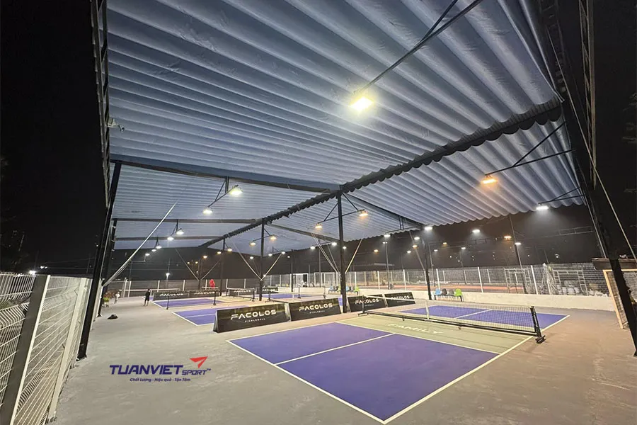 Thiết kế mái che sân Pickleball chuẩn kỹ thuật và tối ưu chi phí