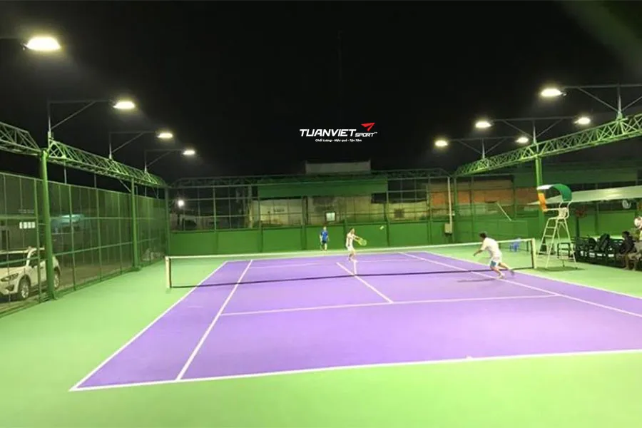 Hướng dẫn thi công đèn sân tennis tiết kiệm chi phí