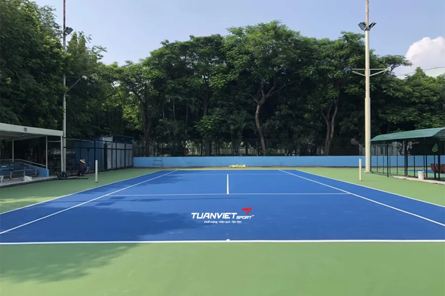 Thi công sân tennis: Báo giá, chi phí xây dựng và hướng dẫn chi tiết 2025