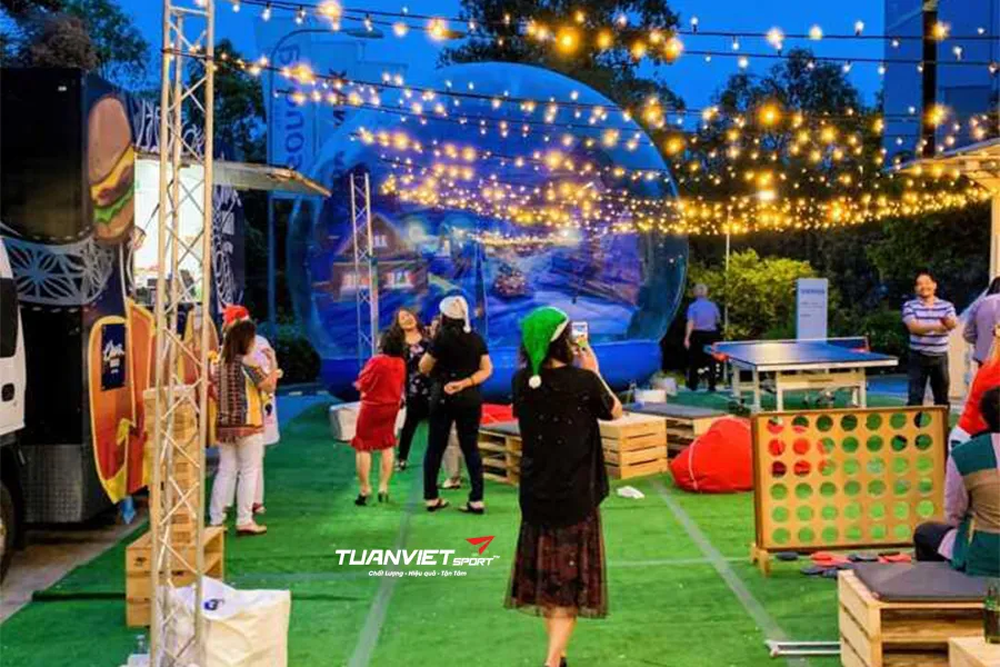 Biến tấu cỏ nh&acirc;n tạo sau Gi&aacute;ng sinh: Gợi &yacute; t&aacute;i sử dụng th&ocirc;ng minh v&agrave; tiết kiệm