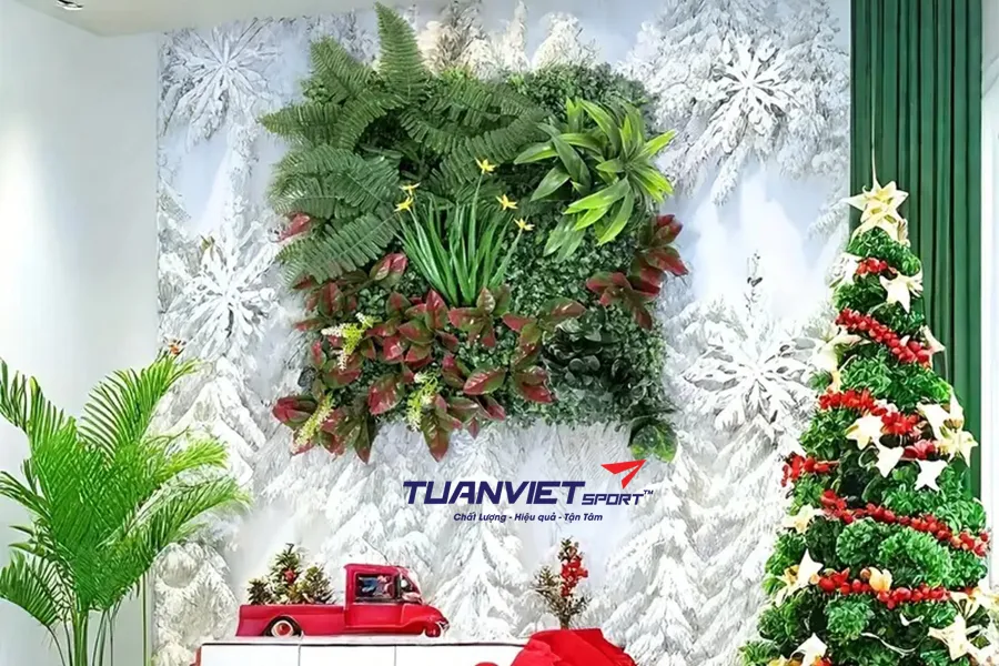 Cỏ nh&acirc;n tạo cho tiệc cưới Gi&aacute;ng sinh Concept xanh trắng sang trọng v&agrave; ấm c&uacute;ng