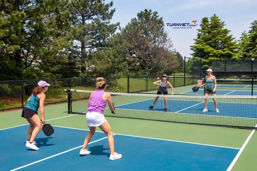 3 Chiến lược Phòng thủ Pickleball Giúp Giữ Bình Tĩnh Khi Bị Gây Áp Lực