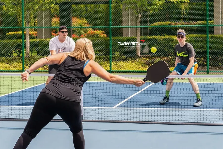 3 mẹo hay và 5 sai lầm nên tránh khi tập Pickleball
