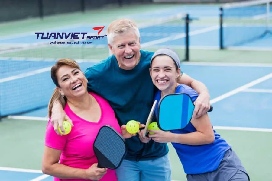 6 bí quyết giúp bạn và người thân phối hợp ăn ý trong pickleball