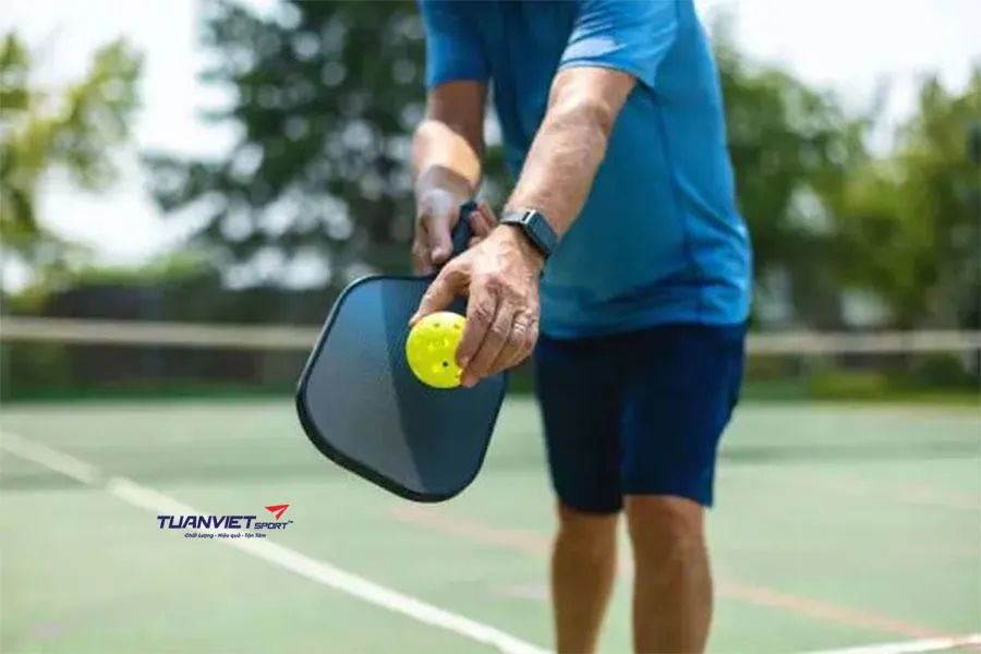 6 Sai Lầm Khiến Cú Volley Trong Pickleball Thất Bại Và Cách Khắc Phục