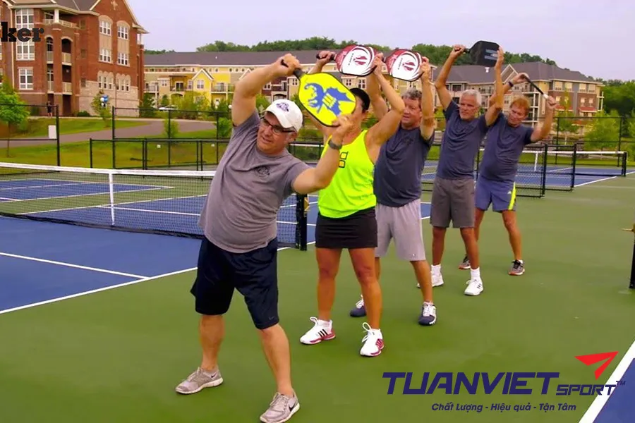 Bài tập khởi động toàn thân trước khi vào sân pickleball