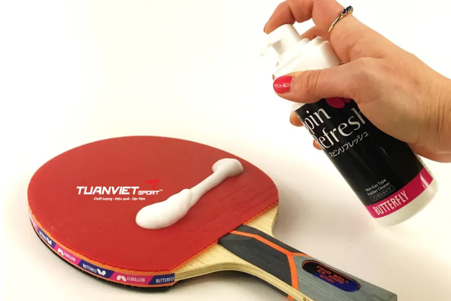 Bao lâu thì nên vệ sinh mặt vợt bóng bàn một lần