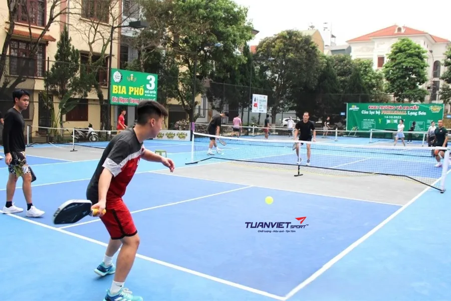 Bí quyết cải thiện tốc độ vung vợt Pickleball cực kỳ đơn giản và hiệu quả