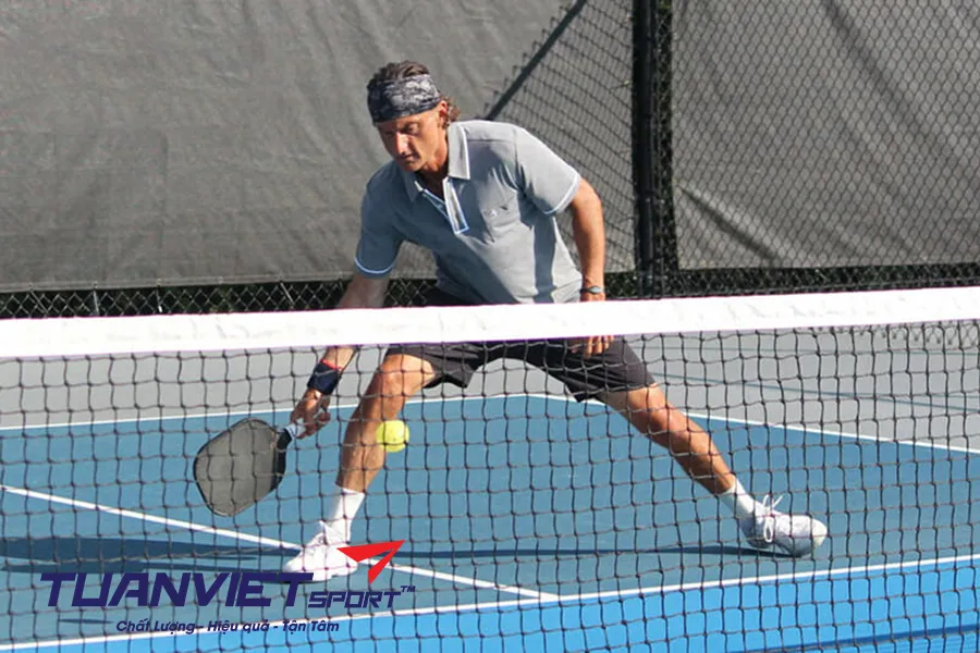 Bí Quyết Dink Chéo Sân Trong Pickleball Giúp Bạn Áp Đảo Đối Thủ