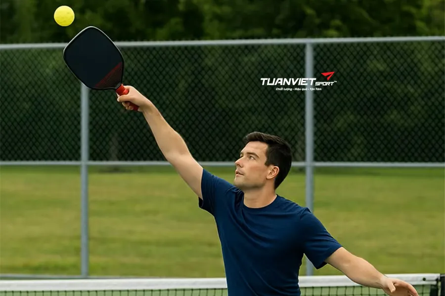 Bí quyết trả những cú lốp bóng trong Pickleball hiệu quả và dễ học