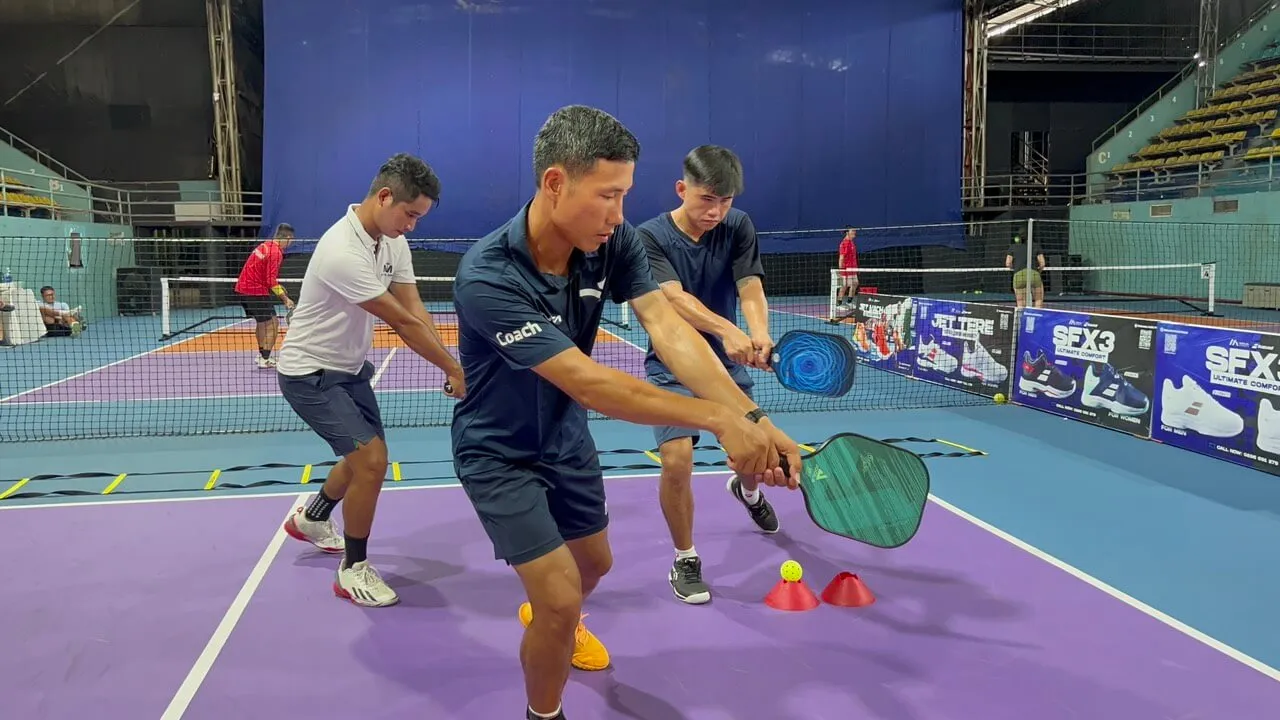 Các bài tập pickleball phối hợp nhóm hiệu quả