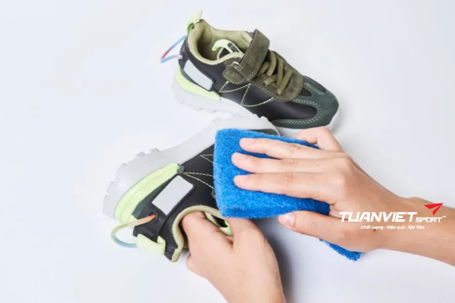 Cách Bảo Quản Giày Pickleball Giúp Tăng Tuổi Thọ Gấp Đôi