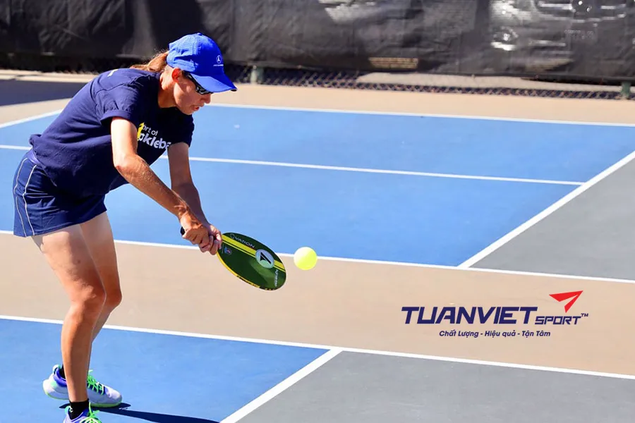 Cách đánh Drop Shot tấn công trong Pickleball để áp đảo đối thủ