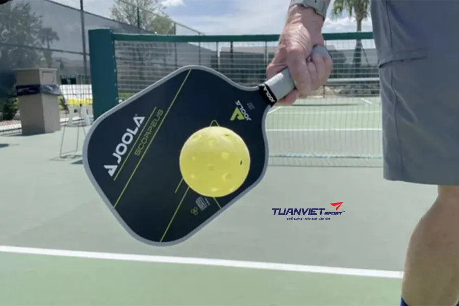 Cách điều chỉnh grip cán vợt Pickleball khi quá to hoặc quá nhỏ