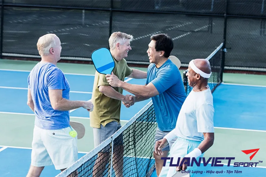 Cách Giao Tiếp Không Lời Hiệu Quả Giữa Các Đôi Pickleball