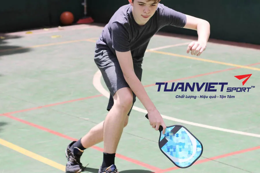 Cách Giữ Bóng Thấp Trong Pickleball: Tăng Kiểm Soát, Giảm Mất Điểm