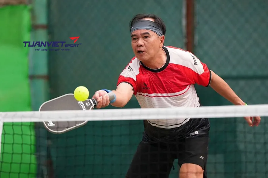 Cách giữ tập trung khi thi đấu Pickleball và áp dụng vào trận giao hữu