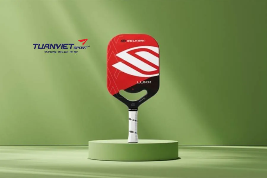 Cách làm sạch vợt pickleball có bề mặt InfiniGrit đúng chuẩn để kéo dài tuổi thọ 