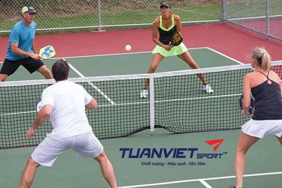 Cách xử lý bóng chạm lưới trong Pickleball hiệu quả và đúng luật