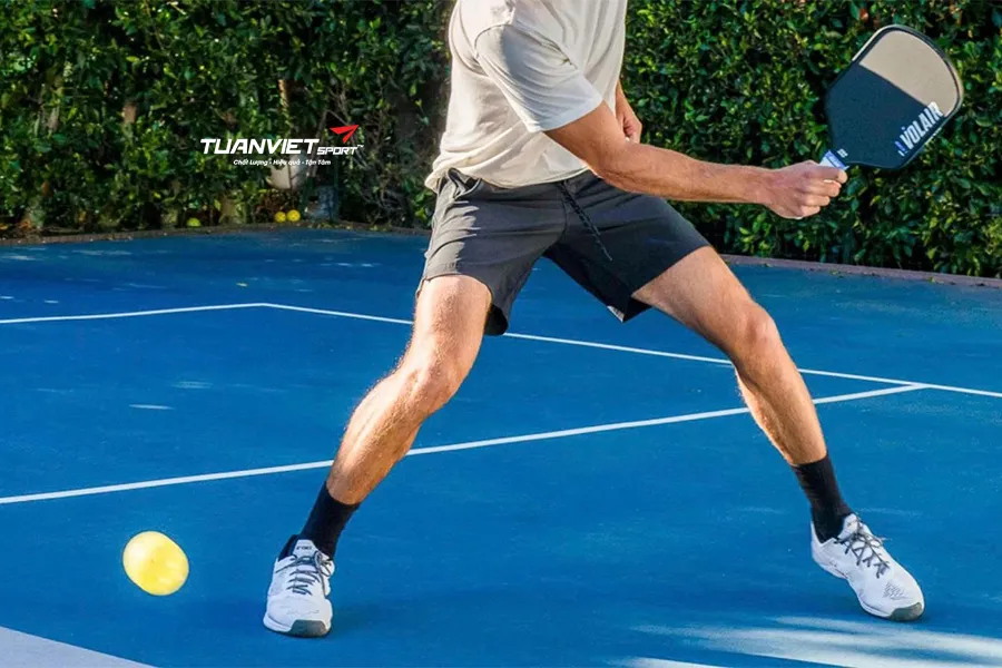 Chuyên gia cảnh báo lý do dễ bị đột quỵ tim khi đánh pickleball