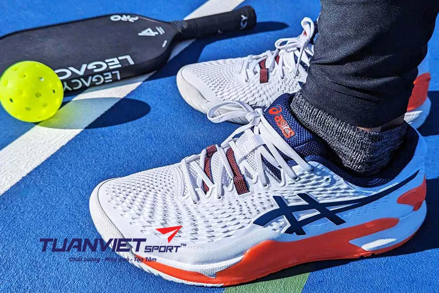 Có nên dùng giày chuyên dụng cho pickleball? Lợi ích và lời khuyên cho người chơi