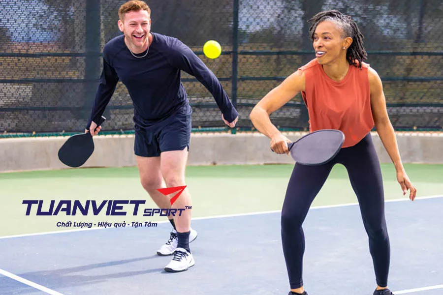 Cú đánh drip shot trong Pickleball là gì? Hướng dẫn chi tiết cách thực hiện và luyện tập