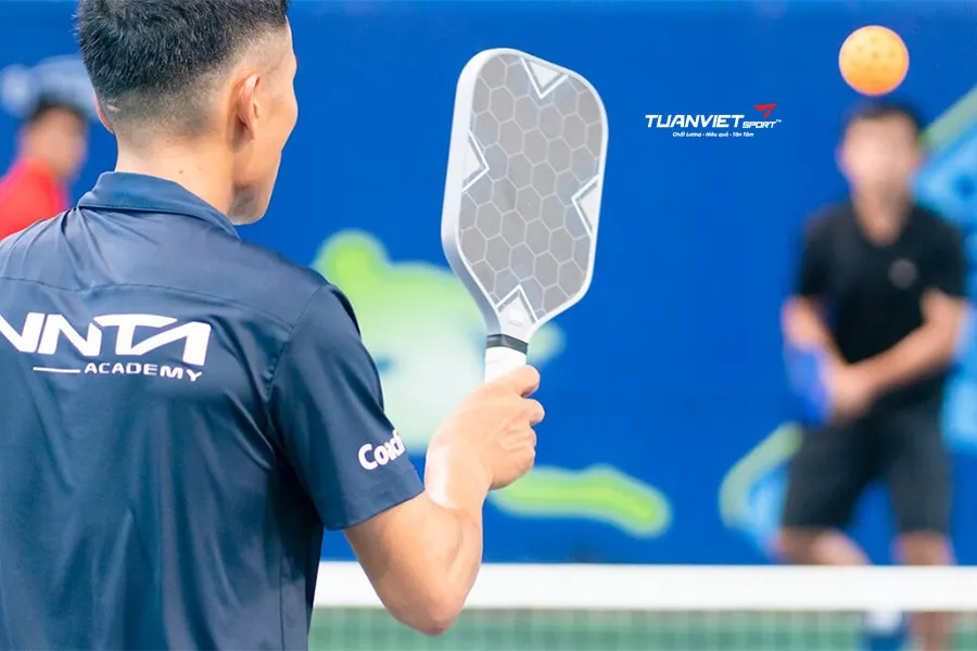 Đập bóng smash thế nào để làm chủ trận đấu và bứt phá điểm số?