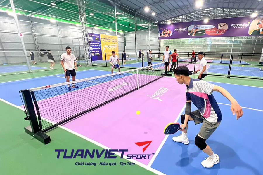 Giáo án dạy giao bóng trong Pickleball cho giáo viên: Từ cơ bản đến nâng cao