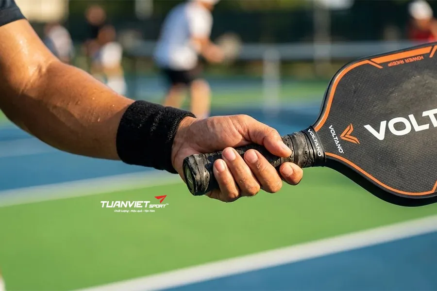 Grip tennis có dùng cho vợt Pickleball được không? Cần kiểm tra gì trước khi quấn?