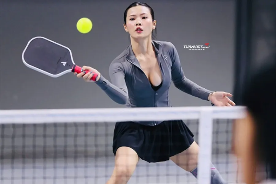 Hot girl Tây Nguyên gây chú ý trên sân pickleball với Visual cuốn hút, lối chơi mạnh mẽ