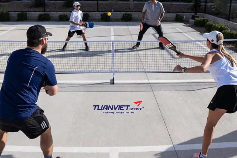 Hướng Dẫn Toàn Diện Cách Chơi Pickleball Đơn Từ Cơ Bản Đến Nâng Cao