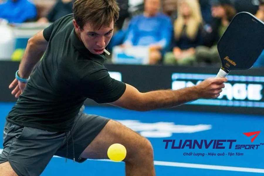 Khi Nào Nên Dùng Cú Topspin Drop và Slice Drop Trong Pickleball?