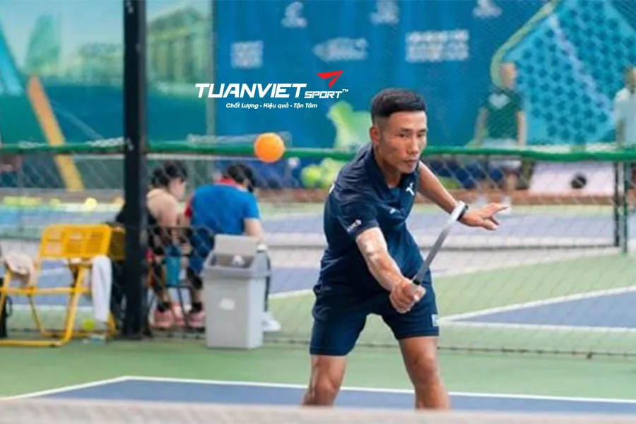 Kỹ Thuật Forehand Pickleball: Hướng Dẫn Cơ Bản Đến Nâng Cao Cho Người Mới