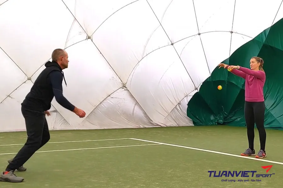 Luyện tập phản xạ nhanh trong pickleball