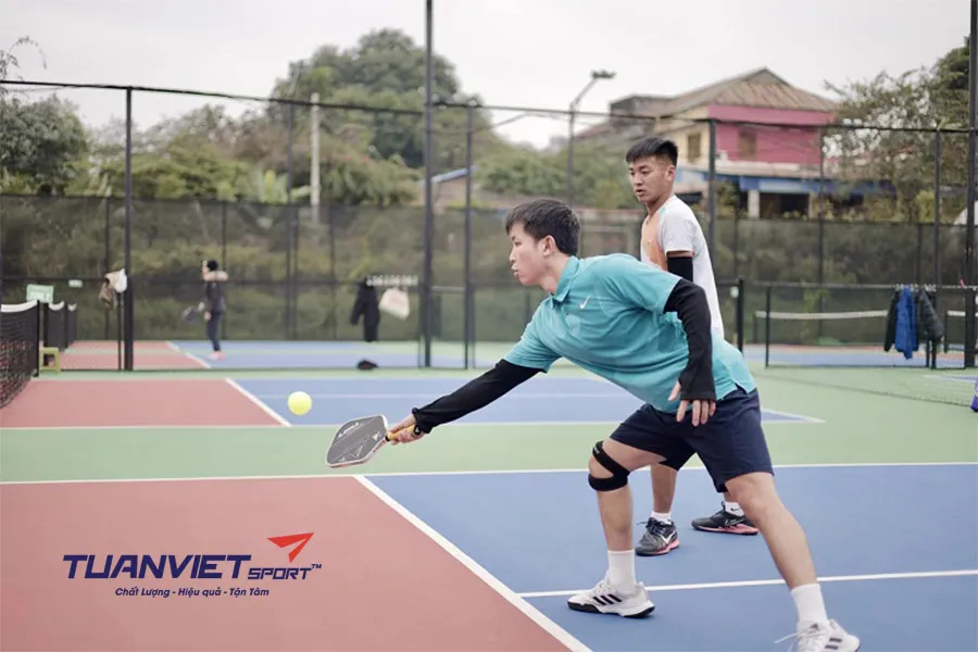 Mẹo Kiểm Soát Nhịp Độ Trận Đấu Pickleball Giúp Bạn Nâng Tầm Lối Chơi
