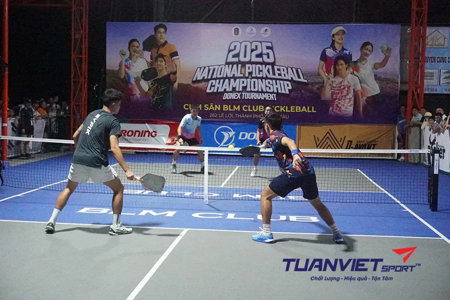 Tận dụng mô hình 9 vùng không gian để kiểm soát bóng trong Pickleball