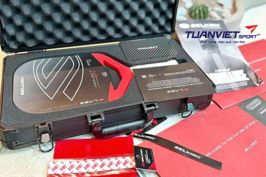 Thêm băng trọng lượng đúng cách giúp tăng sức mạnh và kiểm soát vợt Pickleball