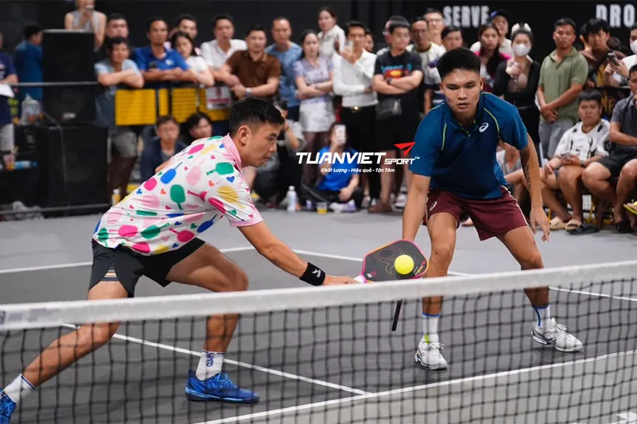 Vì sao người chơi chuyên nghiệp luôn học về chiến lược chơi đôi trong Pickleball?