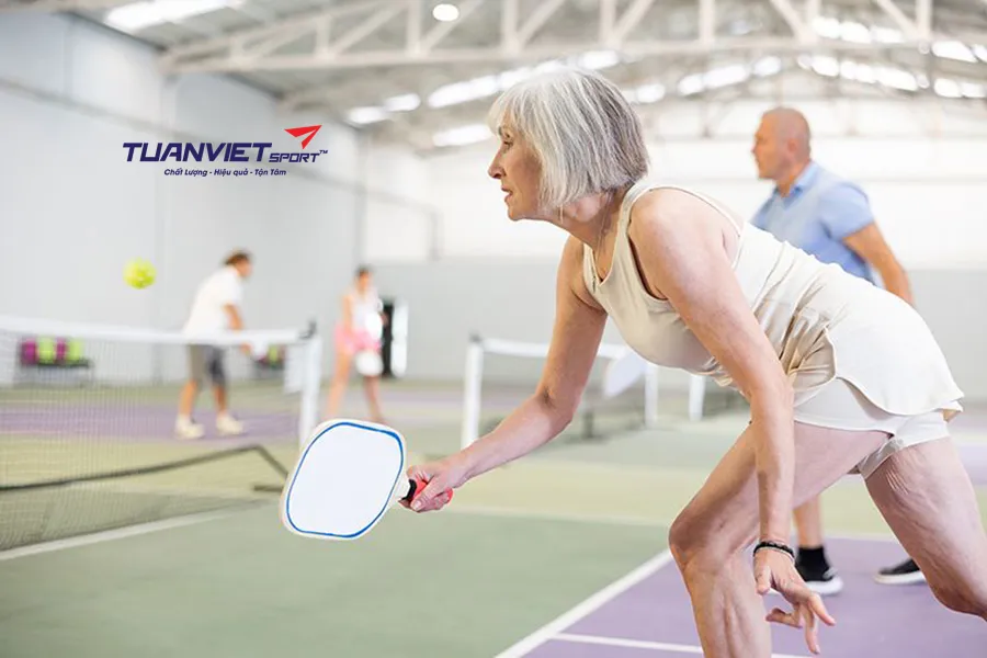 7 Câu Hỏi Phổ Biến Của Người Lớn Tuổi Khi Mới Chơi Pickleball