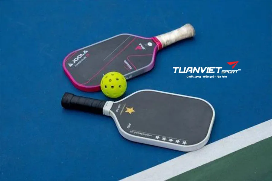 Cách chọn vợt pickleball phù hợp với vị trí chơi trên sân