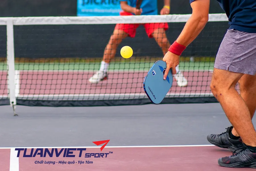 Cú đánh Tweener trong Pickleball là gì? Hướng dẫn chi tiết cách thực hiện